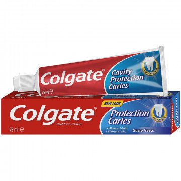 Colgate Dentifricio Protezione Carie con Calcio, Rinforza i Denti, Rinfresca l'Alito,  75 Ml